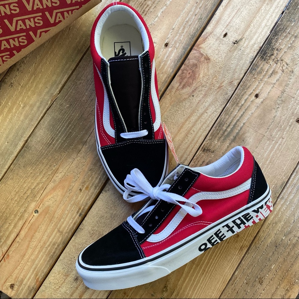 NIB Vans size 8.5 - Picture 2 of 4